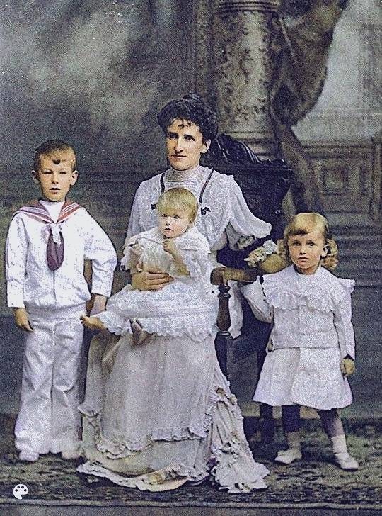 RIMG0033 rot-Colorized.mod3.540